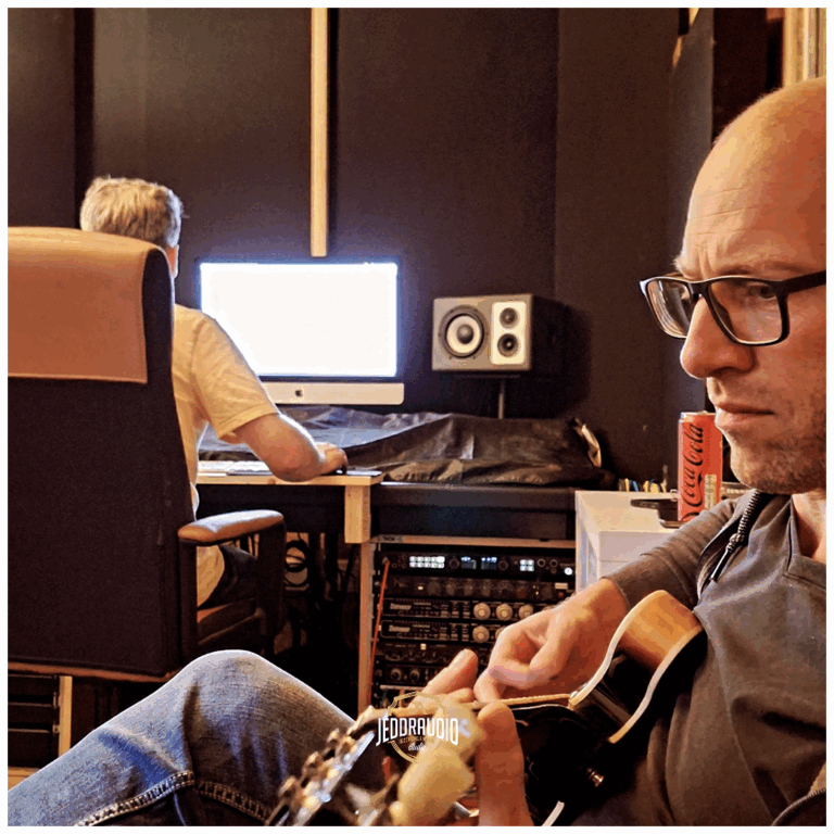 Read more about the article The Importance of Pre-Production Rehearsals: Tips for Bands and Musicians