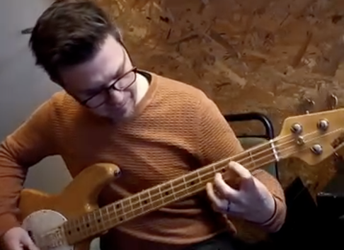 Read more about the article Recording Bass at Home: Simple Techniques for Great Sound